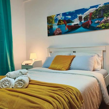 The Whale Beach House Atouguia Da Baleia Exterior foto